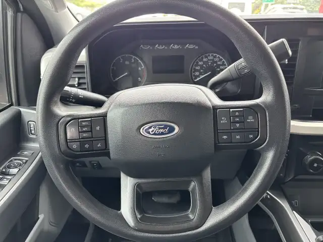2023 Ford Super Duty F-350 SRW XLT | 6.7L DIESEL | CREW CAB | 8  dans Autos et camions dans Calgary - Image 12