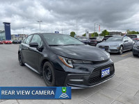 Low Mileage, Navigation, Sunroof, Heated Steering Wheel, Sport Suspension, Aluminum Wheels! A combin... (image 3)
