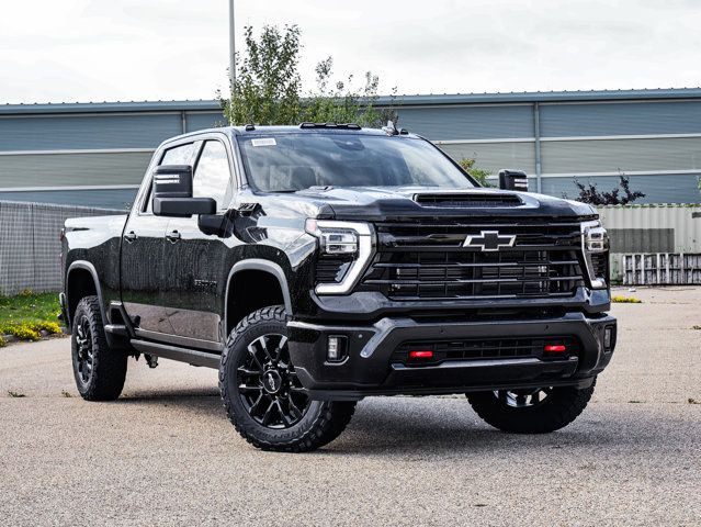 2025 Chevrolet Silverado 3500HD LTZ in Cars & Trucks in Strathcona County - Image 2