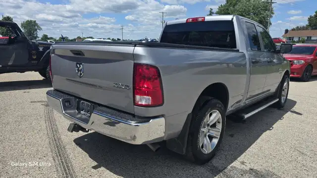 2019 RAM 1500 Classic ST dans Autos et camions dans London - Image 6