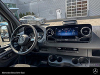Mercedes-Benz Rive-Sud, la destination Mercedes-Benz par excellence. Bienvenue en première classe. D... (image 9)