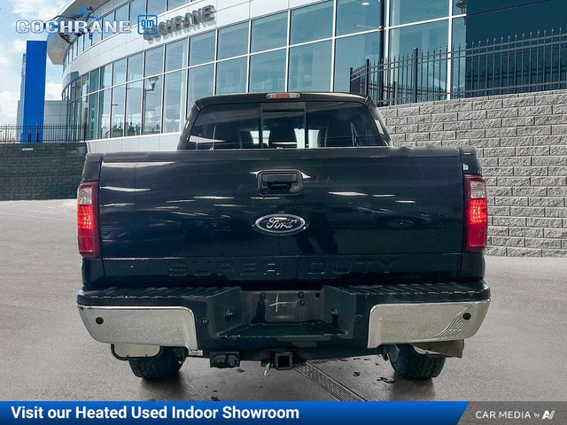 2011 Ford Super Duty F-350 SRW Lariat | Diesel | Front Buckets in Cars & Trucks in Calgary - Image 4