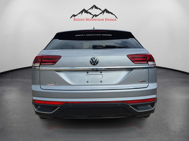 WELL MAINTAINED 2020 VOLKSWAGEN ATLAS CROSS SPORT COMFORTLINE in Cars & Trucks in Red Deer - Image 4