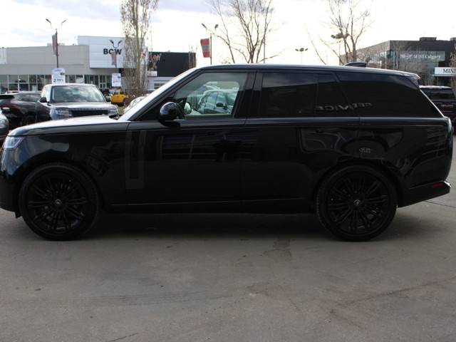 2024 Land Rover Range Rover P530 SE SWB in Cars & Trucks in Calgary - Image 3