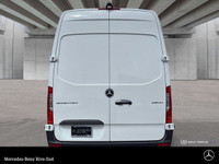 Mercedes-Benz Rive-Sud, la destination Mercedes-Benz par excellence. Bienvenue en première classe. D... (image 3)
