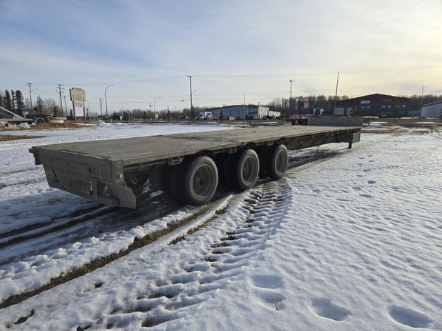 2007 Doepker 53 Ft TRI/A Step Deck Trailer in Heavy Equipment in Calgary - Image 4