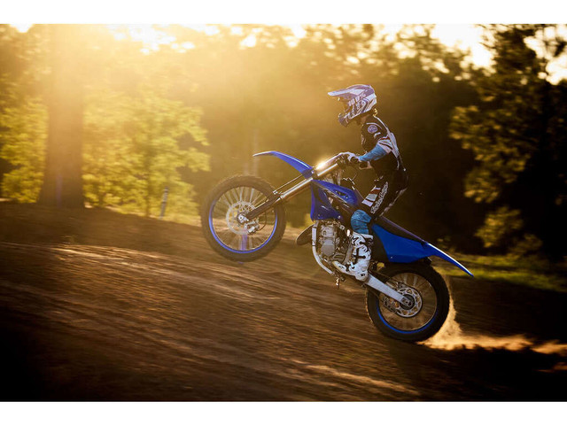  2023 Yamaha YZ125 in Dirt Bikes & Motocross in Guelph - Image 3