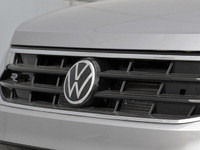 AWD, Adaptive Cruise Control, Forward Collision Warning, Remote Start, Sunroof! The Volkswagen Tigua... (image 9)