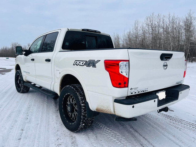 2019 Nissan Titan PRO-4X in Cars & Trucks in Edmonton