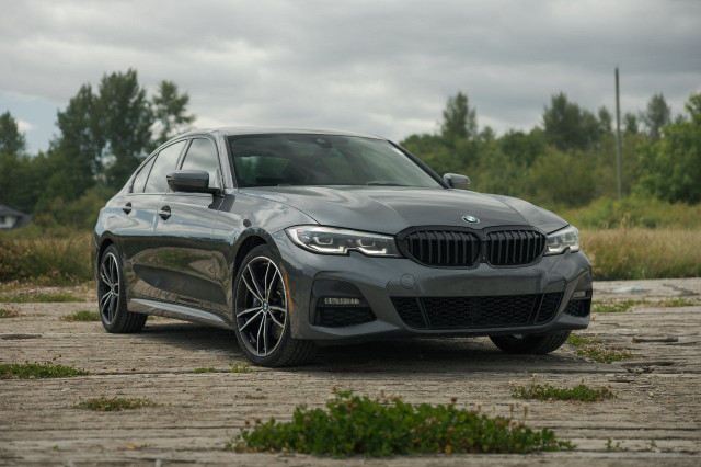 2020 BMW 3 Series in Cars & Trucks in Delta/Surrey/Langley - Image 2