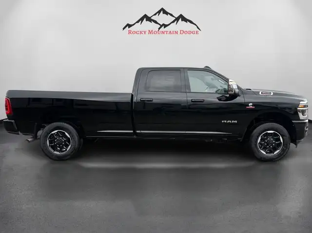 2025 RAM 3500 LARAMIE CREW CAB DIESEL LONGBOX in Cars & Trucks in Red Deer - Image 6