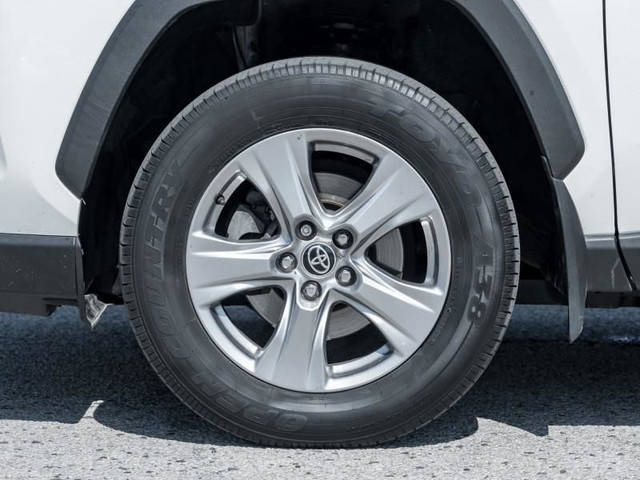 2022 Toyota RAV4 XLE in Cars & Trucks in Markham / York Region - Image 4