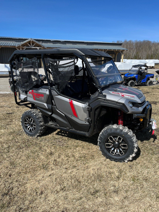 2025 Honda PIONEER 1000 5P SPECIAL EDITION in ATVs in Barrie - Image 2