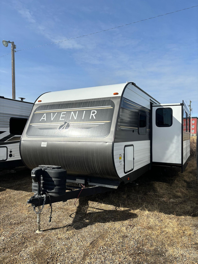 2024 Avenir by Cruiser Rv 27BH in Travel Trailers & Campers in Grande Prairie