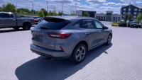 All Wheel Drive. Leather Interior. Touchscreen. Bluetooth. Remote Start. Rear View Backup Camera. Pu... (image 8)