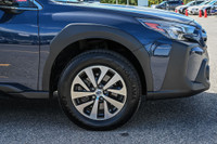 Nouvel Arrivage! La Subaru Outback Touring 2023 automatique incarne l’élégance pratique, la polyvale... (image 3)
