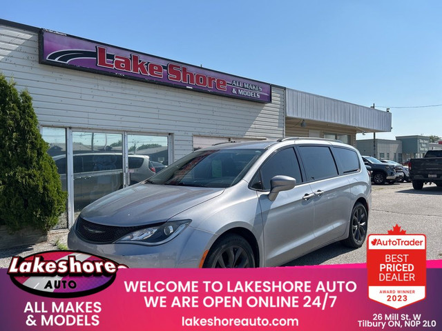2019 Chrysler Pacifica Touring Plus Touring Plus in Cars & Trucks in Leamington
