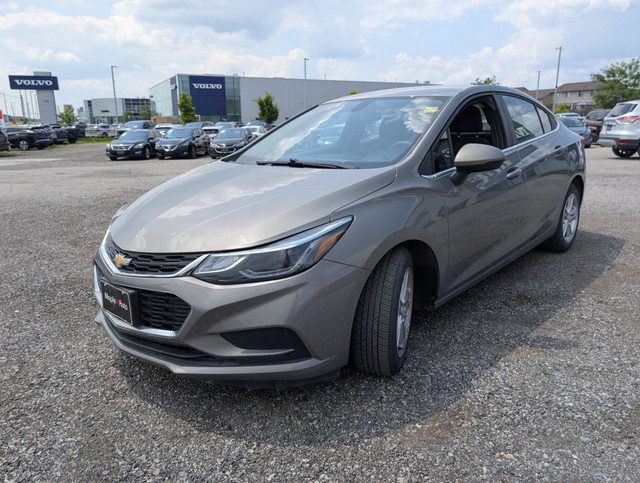 2018 Chevrolet Cruze LT | CAMERA | CARPLAY | HEATED SEATS in Cars & Trucks in London - Image 2