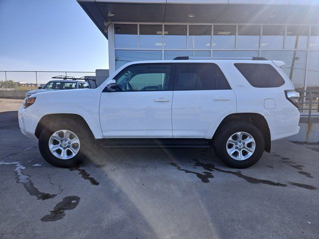 2024 Toyota 4Runner SR5 7-Passenger | 4.0L V6 | 4X4 in Cars & Trucks in Calgary - Image 2