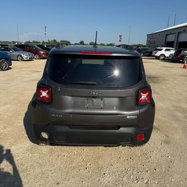 2016 Jeep Renegade North 4WD!! SERVICE RECORDS!!! in Cars & Trucks in Winnipeg - Image 4