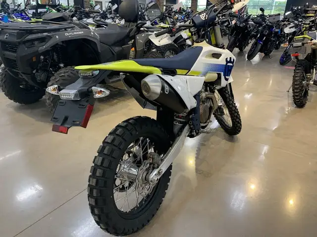 2024 Husqvarna FE 501 S FE501 S DUAL PURPOSE WITH BIG POWER! in Street, Cruisers & Choppers in Guelph - Image 7
