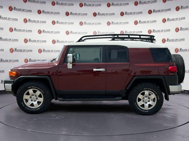 2009 Toyota FJ Cruiser 4WD 4dr Auto / Back up cam in Cars & Trucks in Calgary - Image 2
