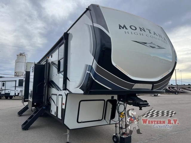 2021 Keystone RV Montana High Country 362RD in Travel Trailers & Campers in Calgary - Image 3