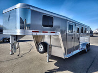 2024 Featherlite Trailers 9600-7350