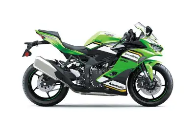 KAWASAKI Ninja ZX-4RR KRT 2025 Dans une catégorie bondée de modèles sport de 400 cm³ Kawasaki introd...