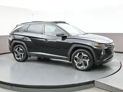 Discover the perfect blend of performance, comfort, and innovation in this 2024 Hyundai Tucson SEL C...