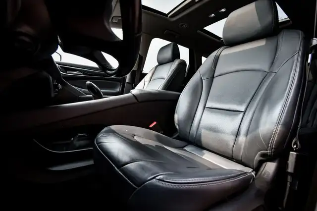 2021 Buick Enclave Premium - Cooled Seats - Leather Seats in Cars & Trucks in Ottawa - Image 30
