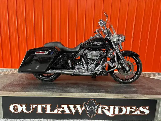 2019 Harley-Davidson Road King in Street, Cruisers & Choppers in Moncton - Image 2