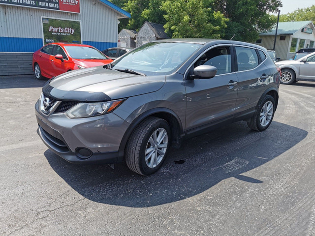 2018 Nissan Rogue Sport S AWD in Cars & Trucks in Belleville