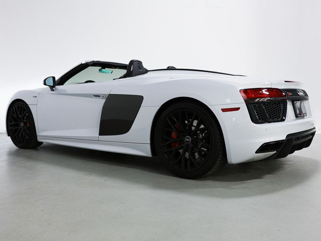  2018 Audi R8 SPYDER | V10 I 20 IN WHEELS | BANG OLUFSEN in Cars & Trucks in Mississauga / Peel Region - Image 4