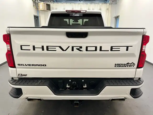 2022 Chevrolet Silverado 1500 dans Autos et camions dans Lethbridge - Image 6
