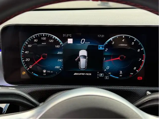 2022 Mercedes-Benz A-Class A35 AMG Hatchback|Loaded|Certified|Wa dans Autos et camions dans Ville de Toronto - Image 17