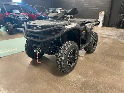 2025 CAN-AM OUTLANDER XT 850 ATV STOCK #A107865 82 HP ROTAX ENGINE SELECTABLE 2WD/4WD WITH VISCO-LOK...
