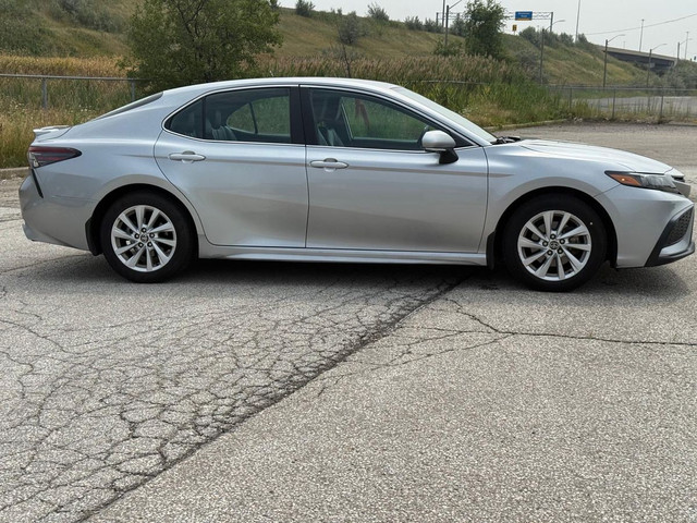 2022 Toyota Camry SE | LEATHER in Cars & Trucks in Mississauga / Peel Region - Image 4