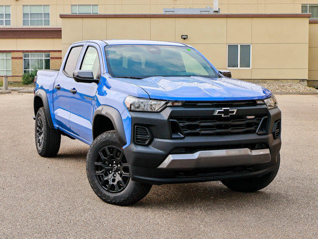 2025 Chevrolet Colorado 4WD Trail Boss in Cars & Trucks in Strathcona County - Image 2