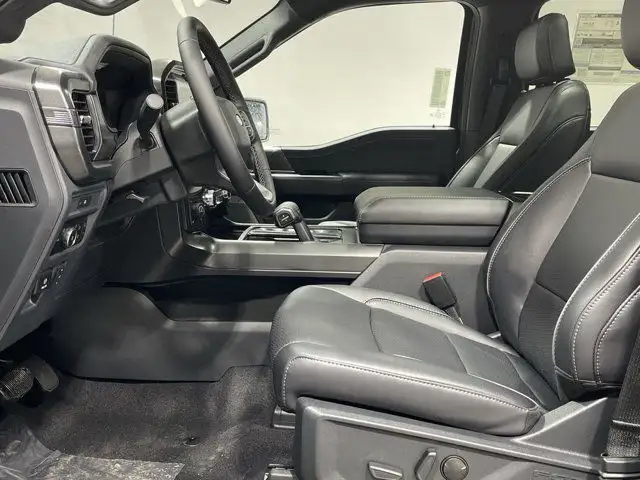2025 Ford F-150 LARIAT - 501A dans Autos et camions dans Comté de Strathcona - Image 11