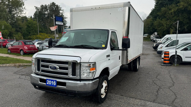 2016 FORD E-450 SUPER DUTY CUBE VAN E-450 Super Duty 176" DRW in Cars & Trucks in Markham / York Region