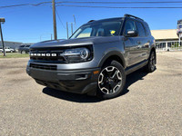 6 Speakers, Air Conditioning, AM/FM radio: SiriusXM, Auto-dimming Rear-View mirror, Automatic temper... (image 1)