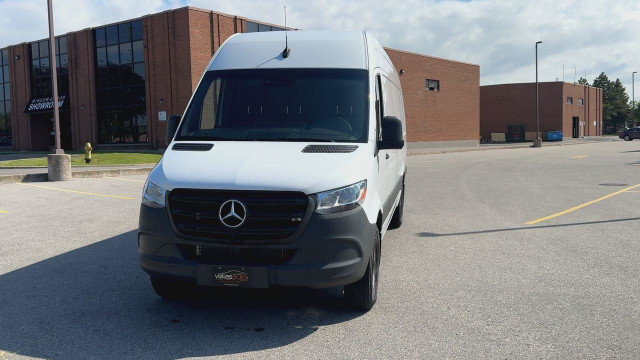 2023 Mercedes-Benz Sprinter 2500 High Roof 4-Cyl Diesel 2500|... in Cars & Trucks in Markham / York Region - Image 4