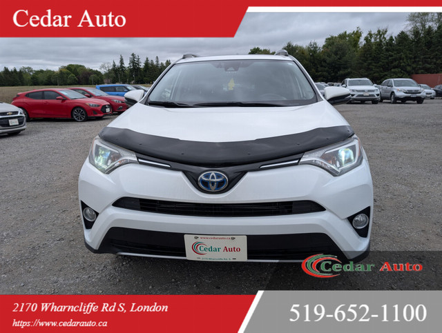 2018 Toyota RAV4 Pending Sale - XLE AWD Hybrid in Cars & Trucks in London - Image 4