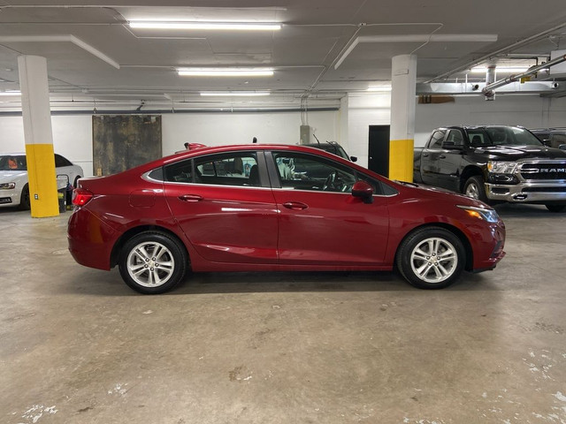 2018 Chevrolet Cruze 1.4L LT HEATED SEATS BACK UP CAMERA in Cars & Trucks in Calgary - Image 4
