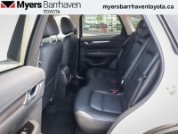 Power Liftgate, Heated Steering Wheel, Climate Control, Heated Seats, Apple CarPlay, Android Auto, A... (image 8)