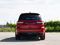 2ND-ROW CONSOLE W/ARMREST & STORAGE -inc: USB Charging Port in Console 2nd Row 12-Volt Aux Power Out... (image 5)