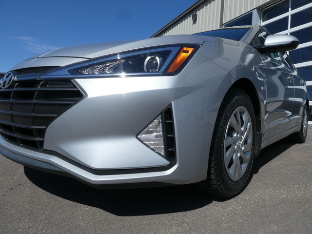  2020 Hyundai Elantra Essential, Heated Seats, Back Up Camera, L in Cars & Trucks in Moncton - Image 3