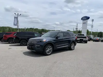 Leather Seats! This 2022 Explorer is ready to go beyond your expectations, designed to help you play...