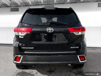 The 2019 Toyota Highlander features all-wheel drive, leather heated front seats, and a versatile 3rd... (image 4)
